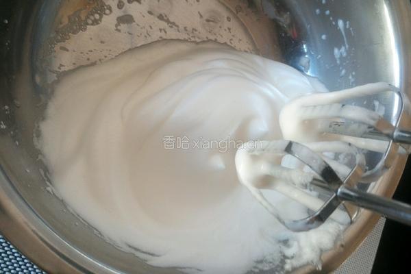 5寸黑芝麻戚风蛋糕的做法图解13