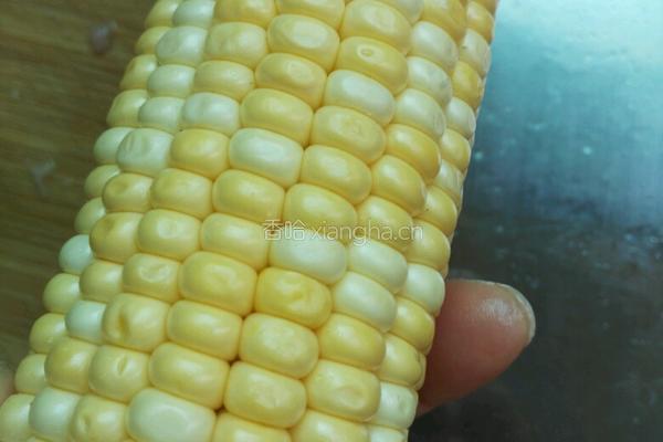 香菇玉米瘦肉粥的做法图解2