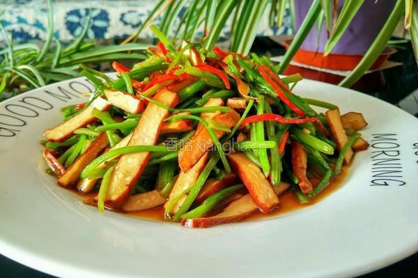 香干炒芹菜的做法图解8
