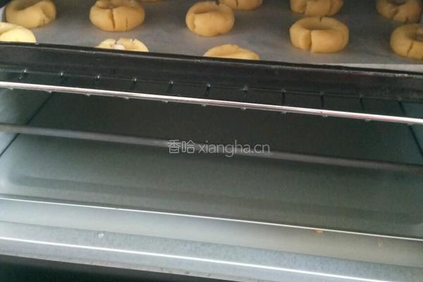 松仁酥饼的做法图解5