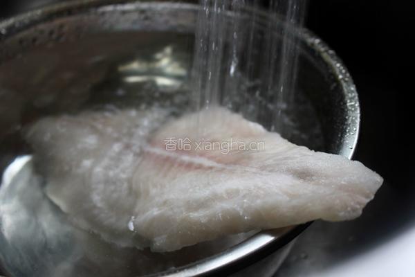 香煎龙利鱼的做法图解1
