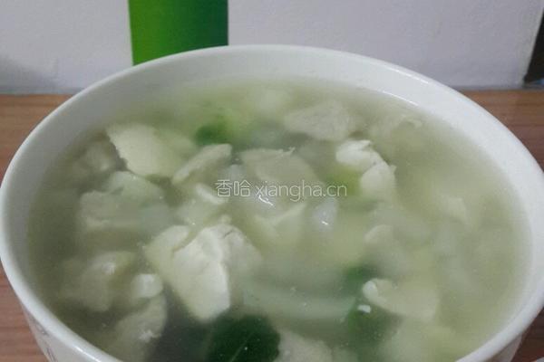 马鲛鱼丸白萝卜豆腐白菜汤的做法图解4