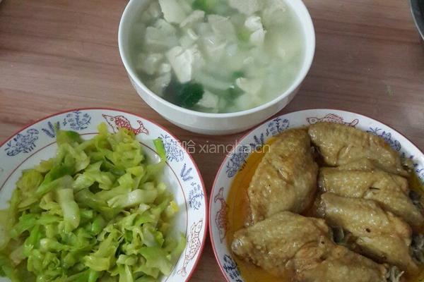 马鲛鱼丸白萝卜豆腐白菜汤的做法图解5