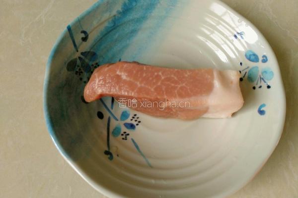 香菇猪肉丸的做法图解1