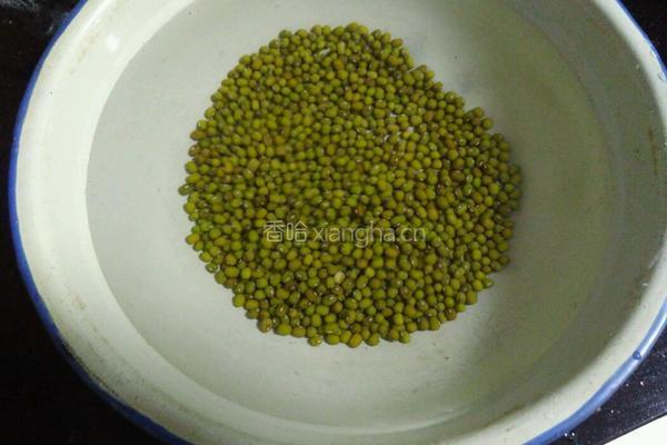 茶油绿豆汤的做法图解2