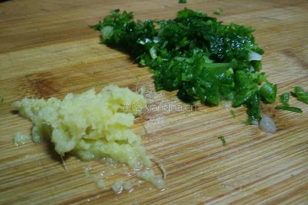芹菜猪肉饺子馅的做法图解9
