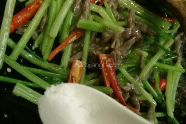 辣椒芹菜炒牛肉的做法图解9