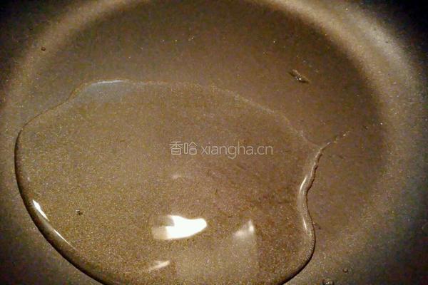西葫芦木耳炒鸡蛋的做法图解2