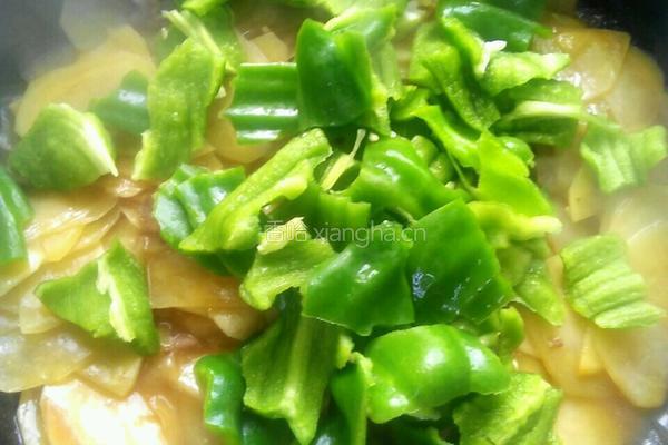 青椒土豆片的做法图解5
