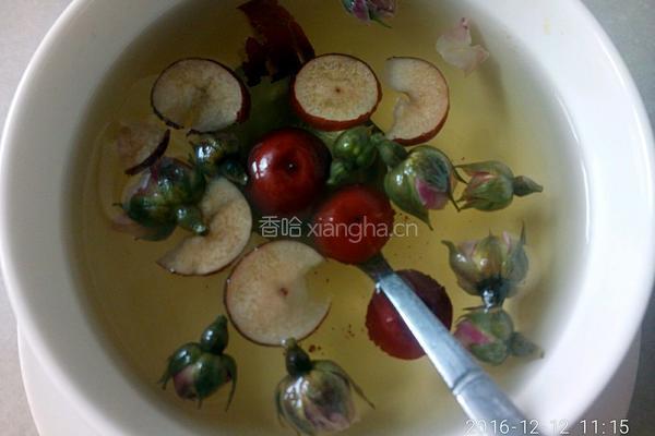 红枣玫瑰茶的做法图解4