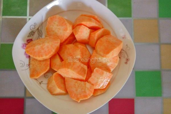 红薯红枣发糕的做法图解1