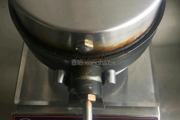 肉松松饼 又名 肉松华夫饼的做法图解1