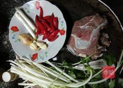 芹菜炒牛肉的做法图解1