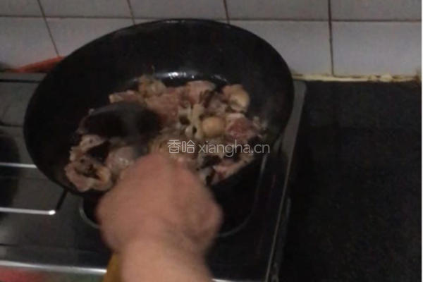 家常炒辣子鸡的做法图解4