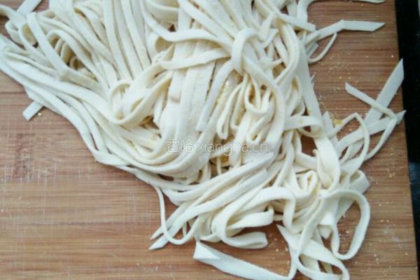 肉丝炒面的做法图解3