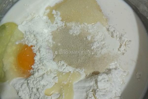 红豆沙吐司的做法图解1