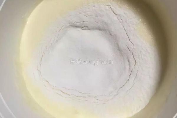蜜豆糯米蒸蛋糕的做法图解8