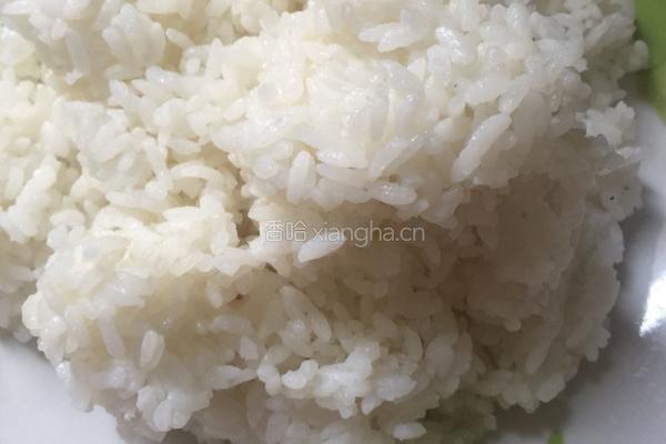 酸菜肉丝炒米饭的做法图解2