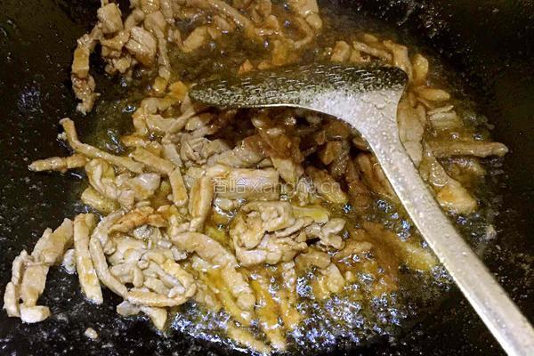 酸菜肉丝炒米饭的做法图解4