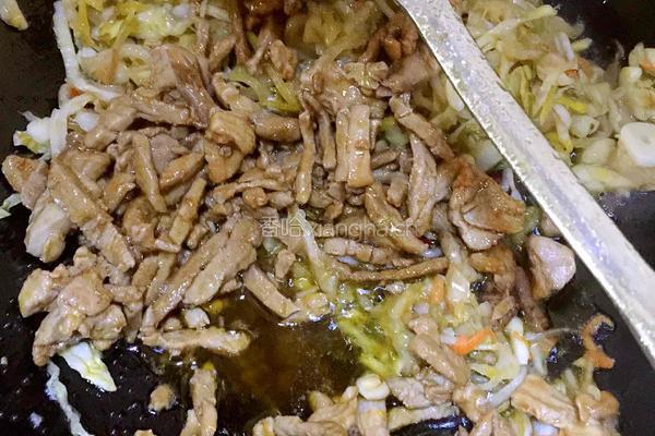 酸菜肉丝炒米饭的做法图解7