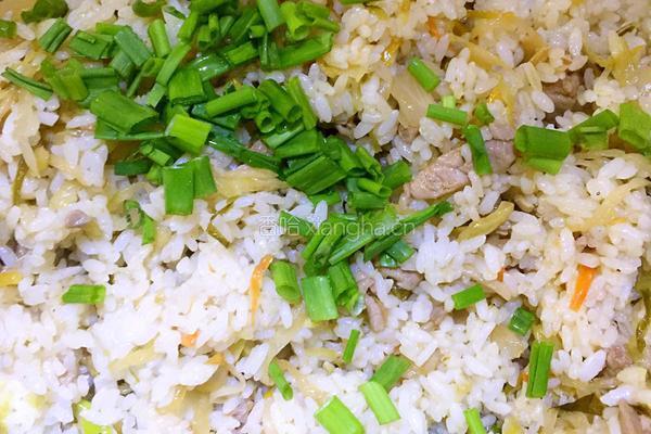 酸菜肉丝炒米饭的做法图解9