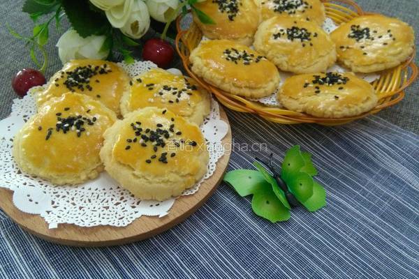 黑白芝麻酥的做法图解1