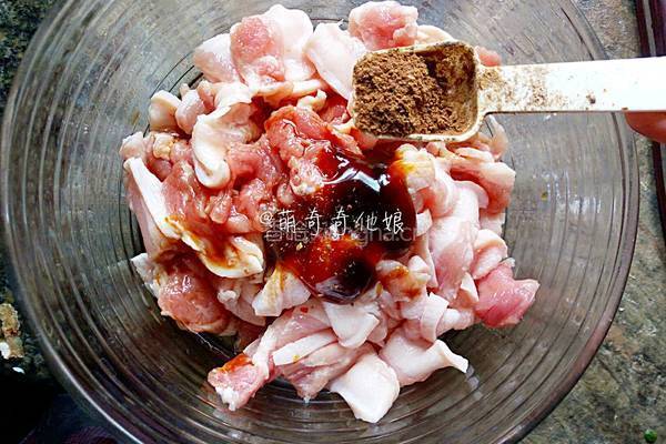 牙签烤五花肉的做法图解3