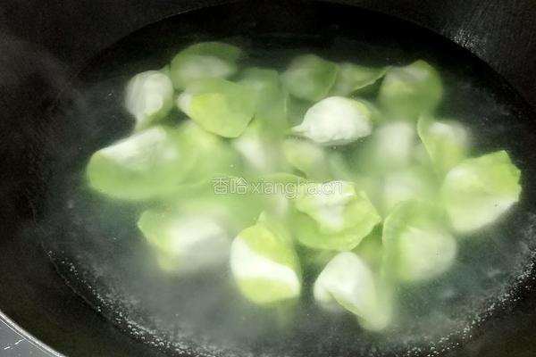 白菜饺子的做法图解13
