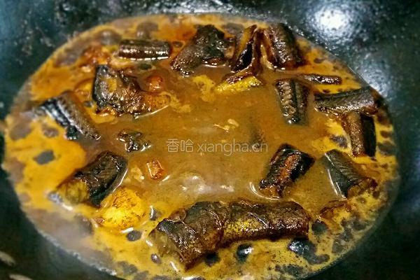 蒜子红烧黄鳝的做法图解5