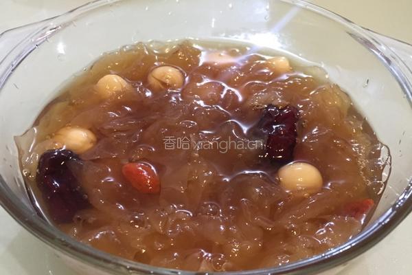 银耳莲子红枣羮的做法图解6