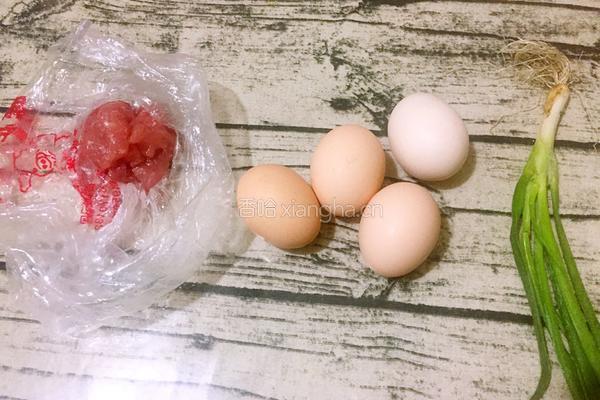 肉末蒸蛋的做法图解1
