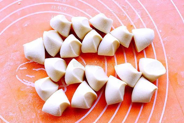 韭菜鲜肉馅饺子的做法图解13