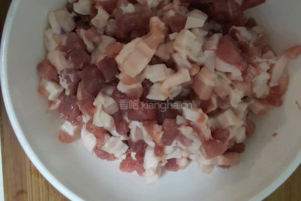 台式卤肉饭的做法图解1