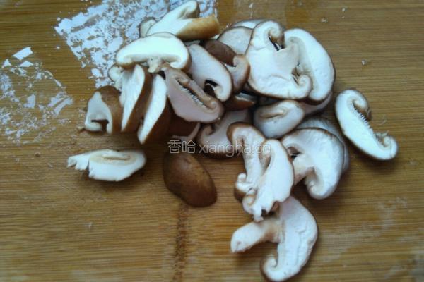 鸡蛋香菇汤的做法图解3