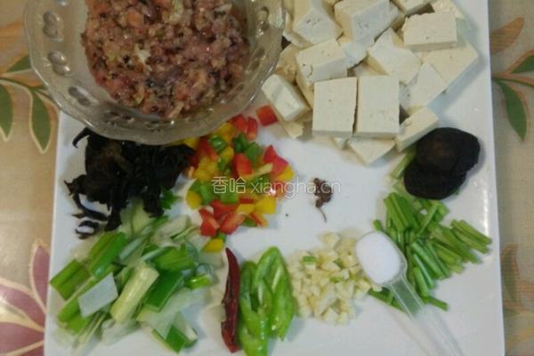 肉末豆腐的做法图解1