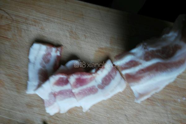 五花肉烧萝卜的做法图解3