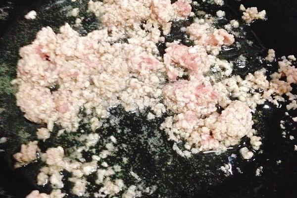肉末炒平菇的做法图解2