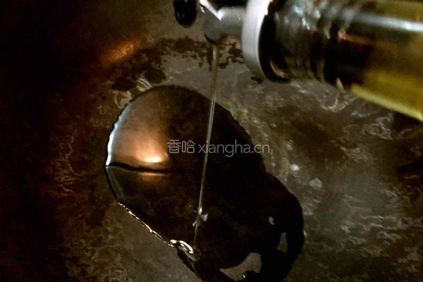 鸡蛋炝锅面条的做法图解3