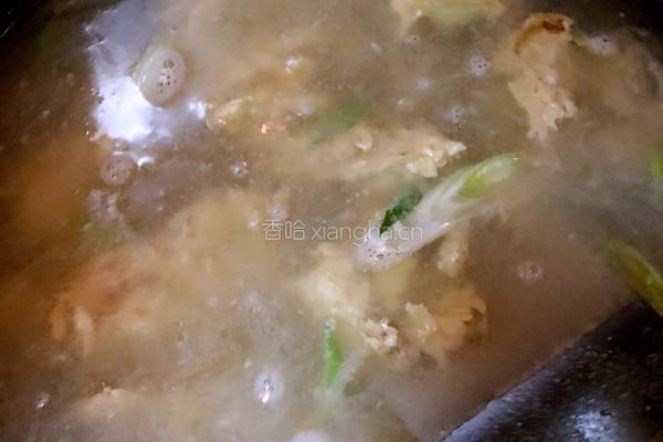 鸡蛋炝锅面条的做法图解5