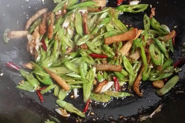 豆角肉丝炒粉条的做法图解5