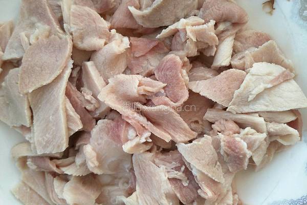 青椒孜然肉片的做法图解4
