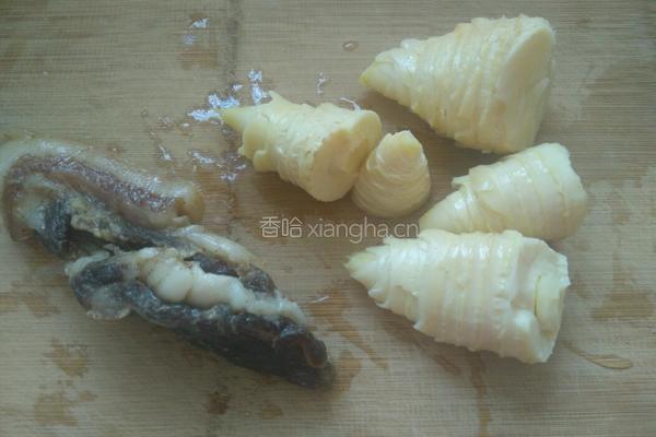 冬笋炒腊肉的做法图解1
