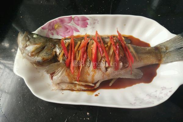 干蒸鲈鱼的做法图解10