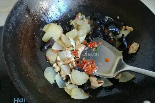 剁椒什锦鸡片儿的做法图解13