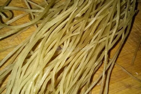 白菜千丝鸡蛋汤的做法图解7
