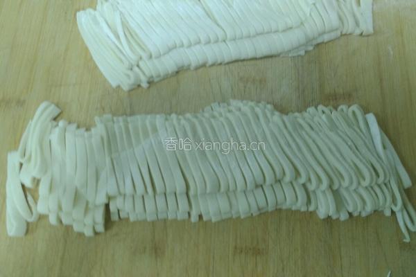 八叔 雪菜肉丝面的做法图解2