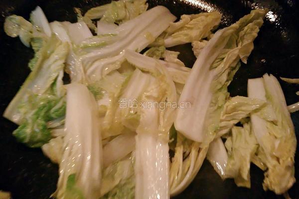 娃娃菜鸭架汤的做法图解4