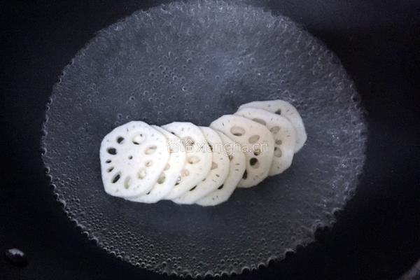 土豆莲藕饼的做法图解4