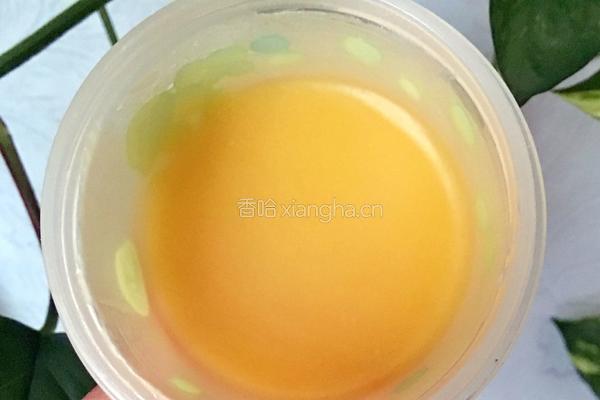 自制脱模膏的做法图解3