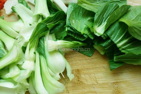 小青菜炒年糕的做法图解3